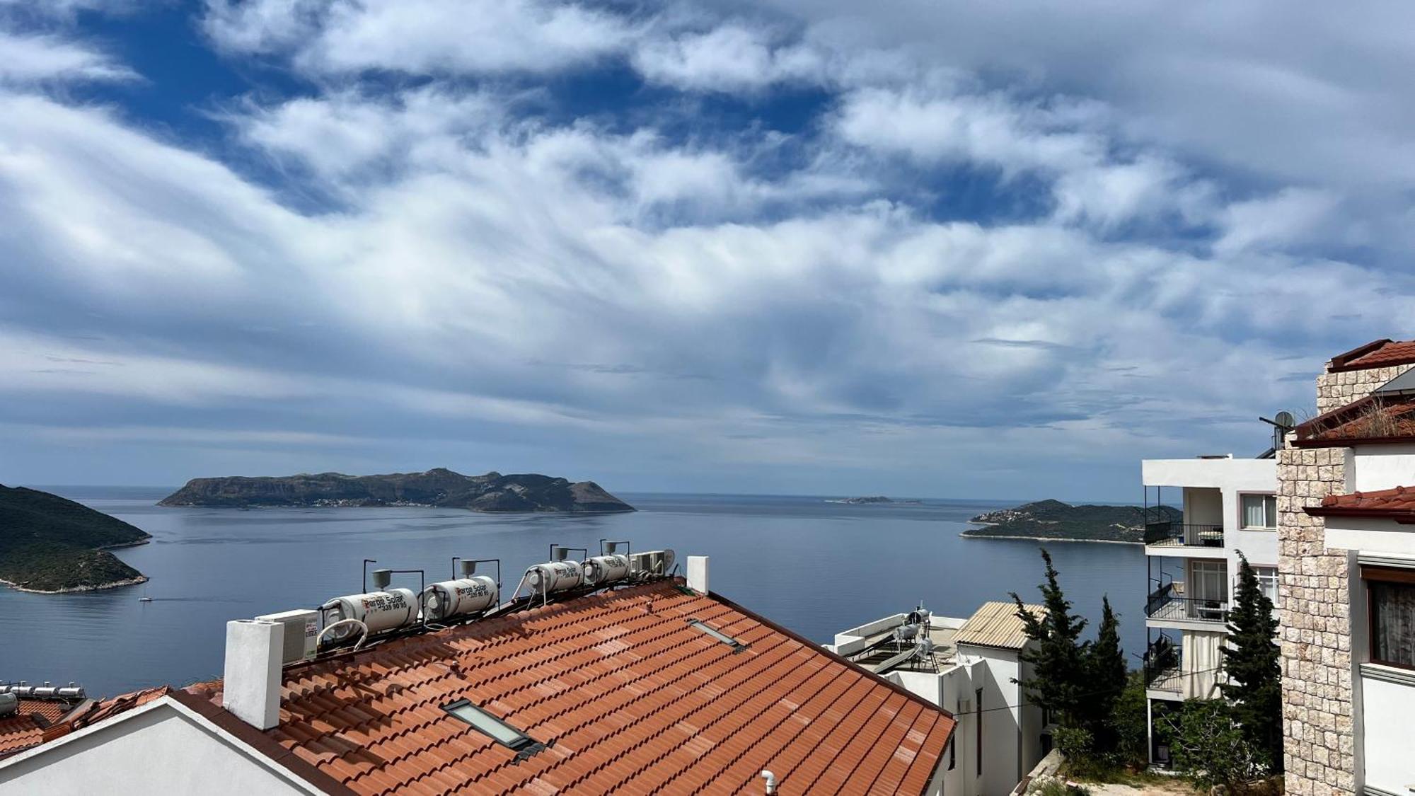 Blue View Suites Kas Bagian luar foto