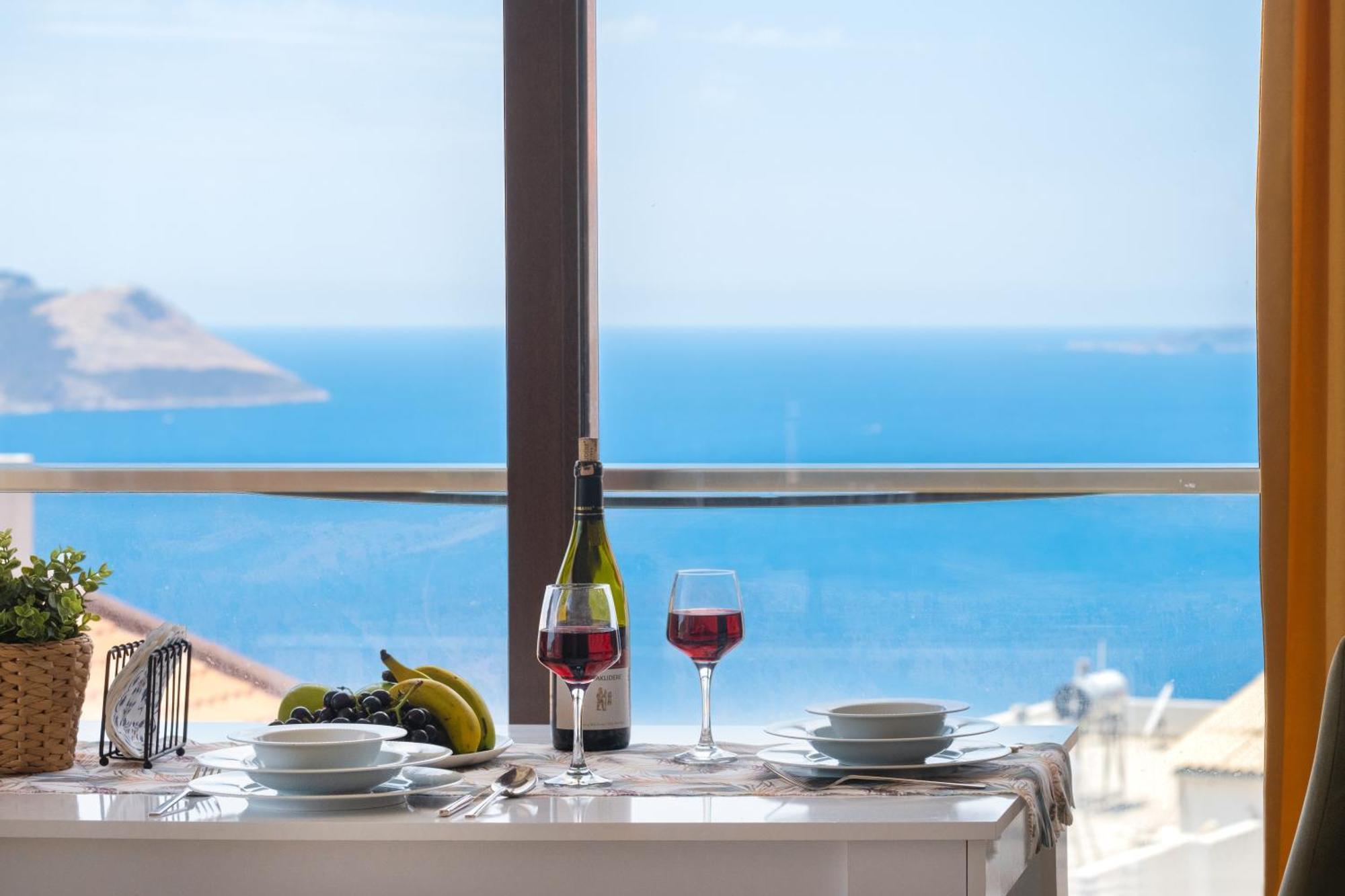 Blue View Suites Kas Bagian luar foto