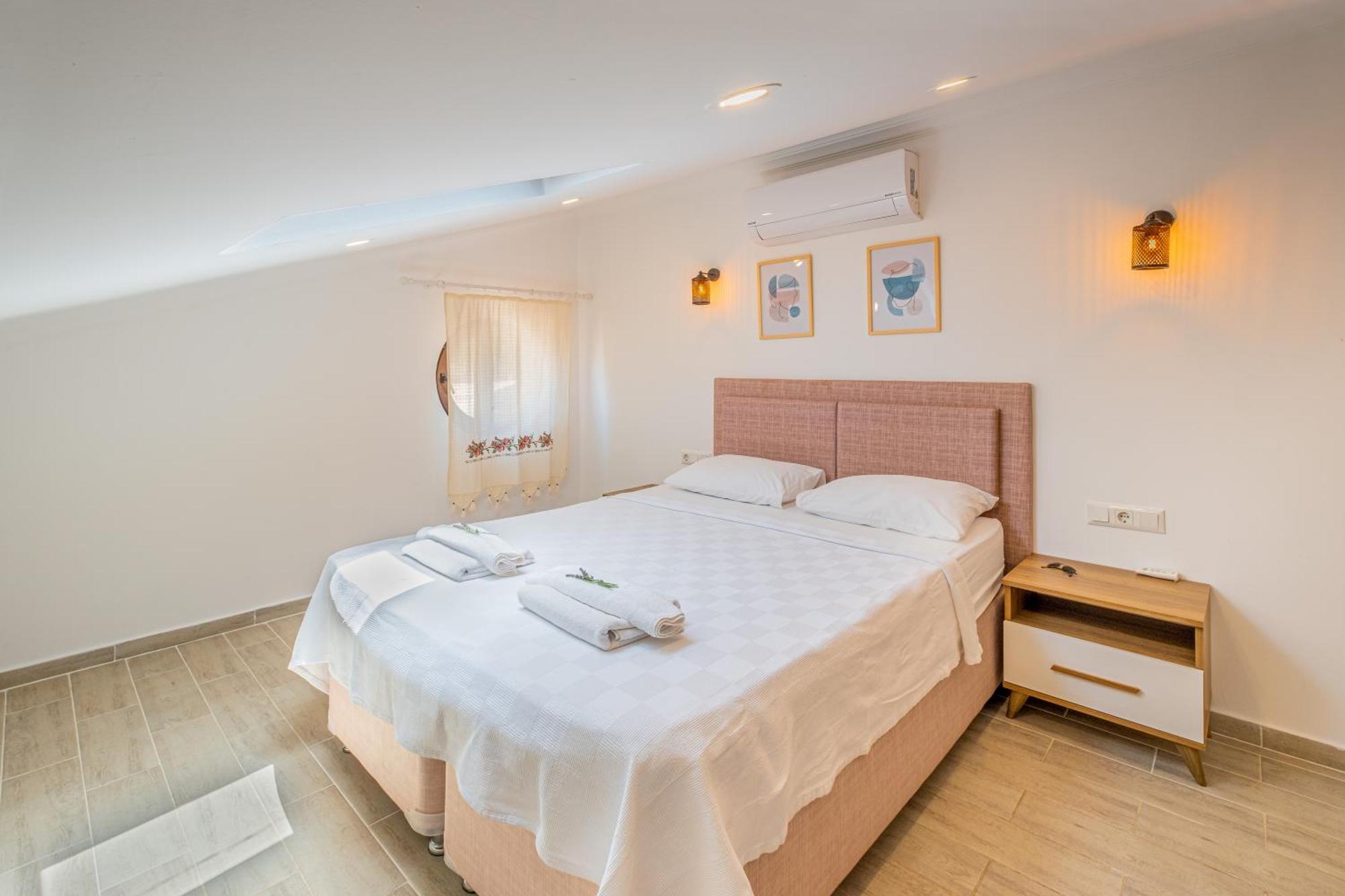 Blue View Suites Kas Bagian luar foto