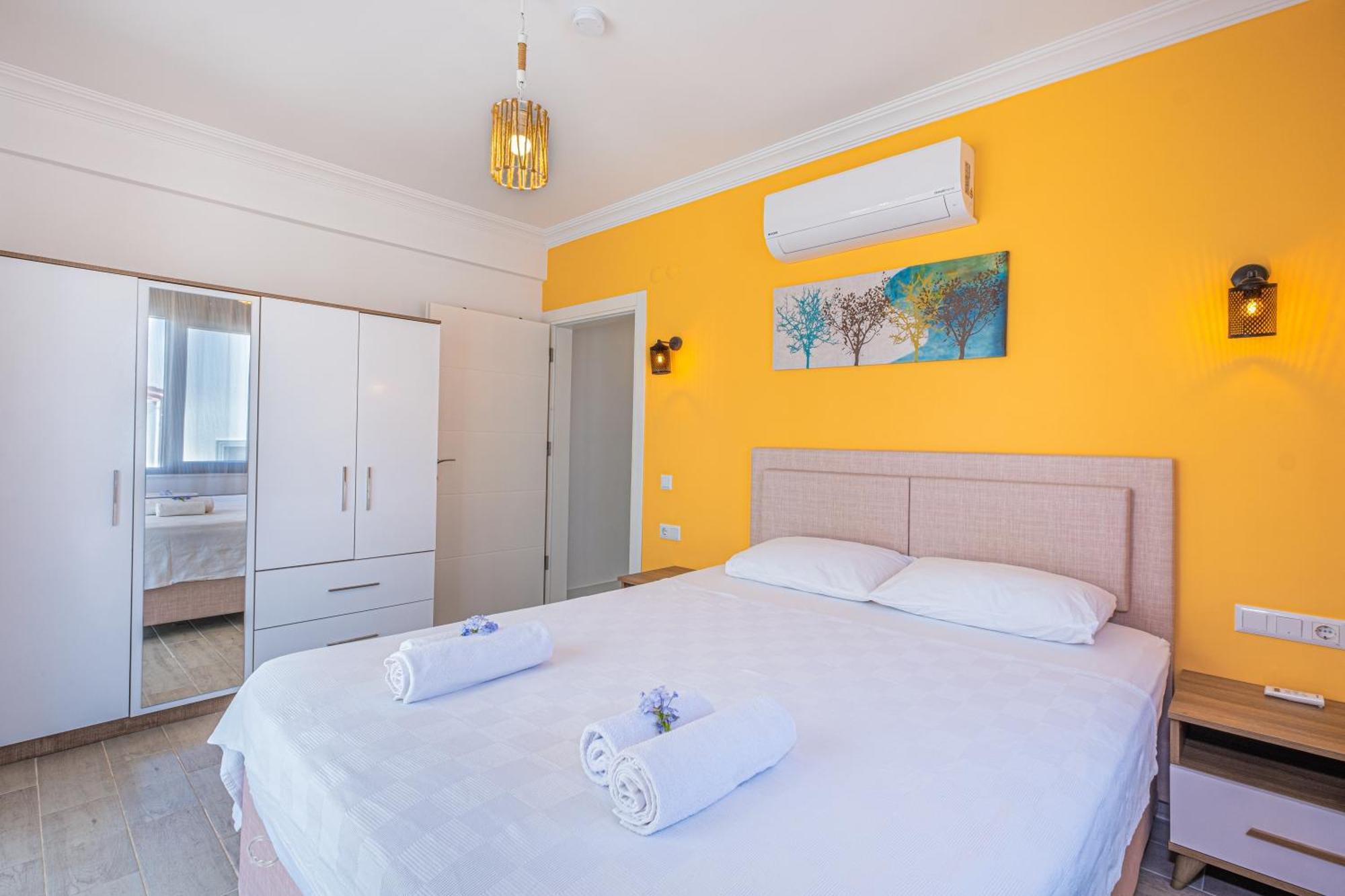 Blue View Suites Kas Bagian luar foto
