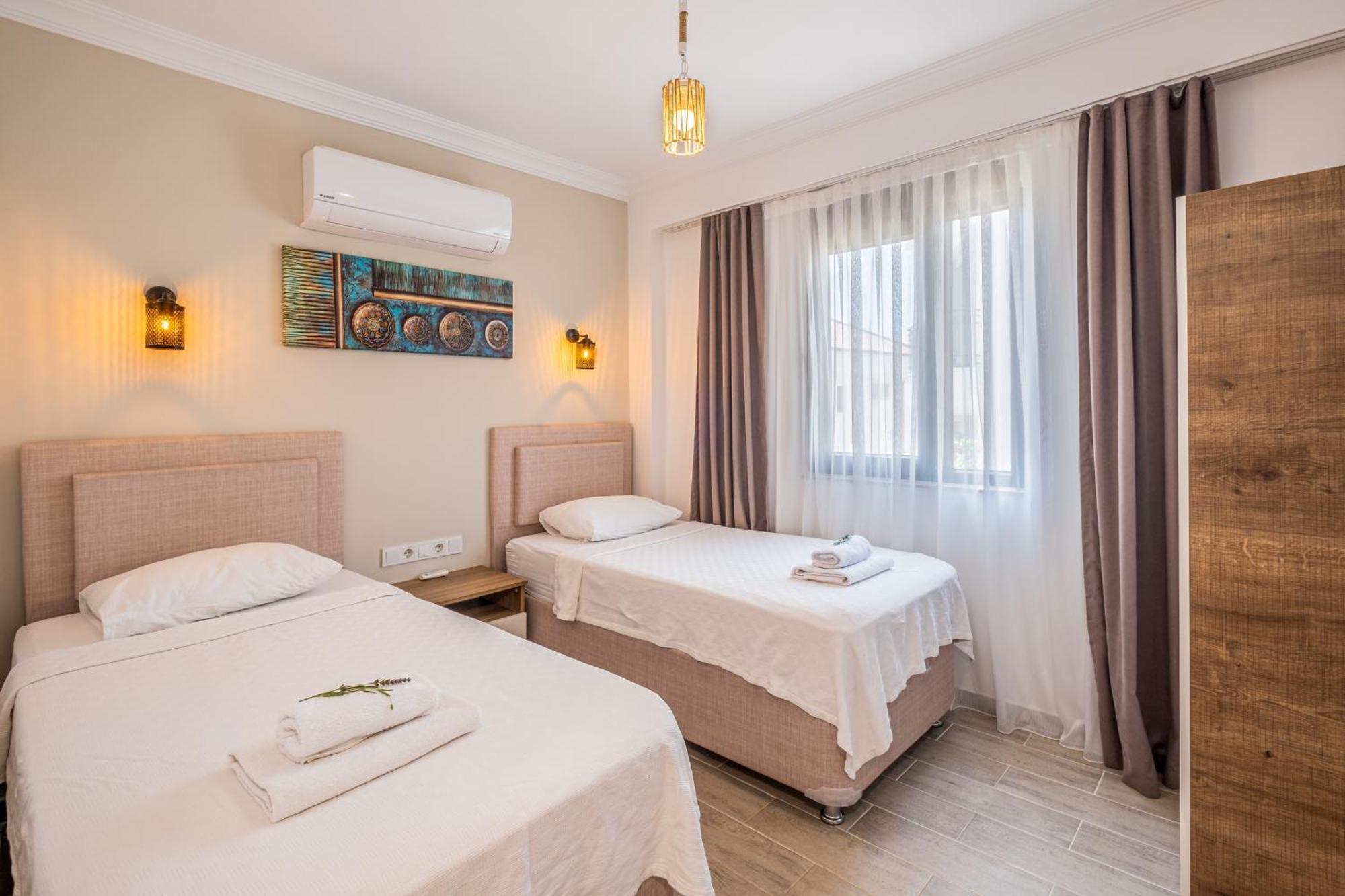 Blue View Suites Kas Bagian luar foto
